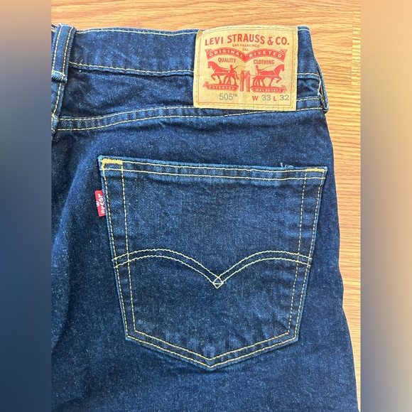 Men’s Levi’s 505 Straight Leg Blue Jeans 32x31 EUC - Picture 4 of 11